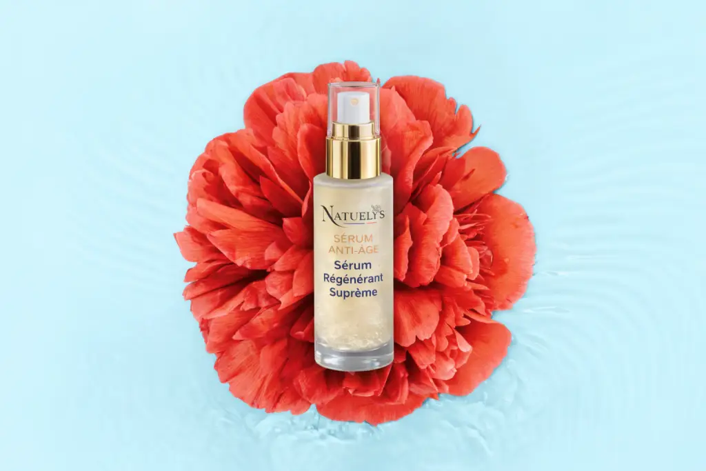 Sérum et fleur de pivoine